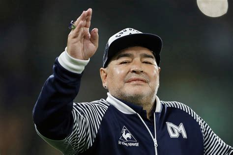 9,317,507 likes · 9,509 talking about this. Diego Maradona undergoes brain surgery for blood clot