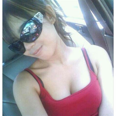 Pengalaman mencicipi tubuh cewe montok di kereta.aku mahasiswa semester atas di sebuah universitas ternama di kota y, aku berasal dari… Awek Dalam Kereta - About | Facebook