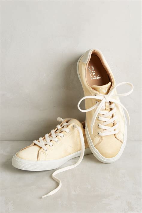 Veja Sneakers Gold Sneakers Walk In My Shoes Shoes