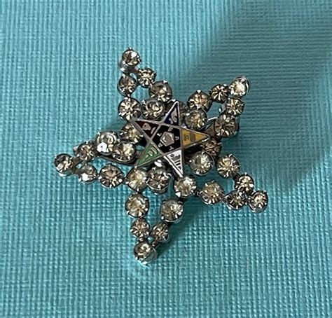 Vintage Order Of The Eastern Star Rhinestone Star Pin Gem