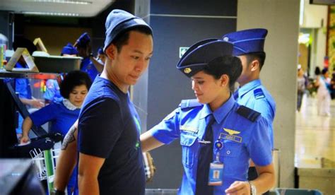 Petugas Keamanan Bandara I Gusti Ngurah Rai Dilatih Etd Asosiasi