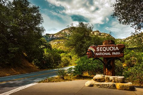 Quick Vacation Sequoia And Kings Canyon National Parks