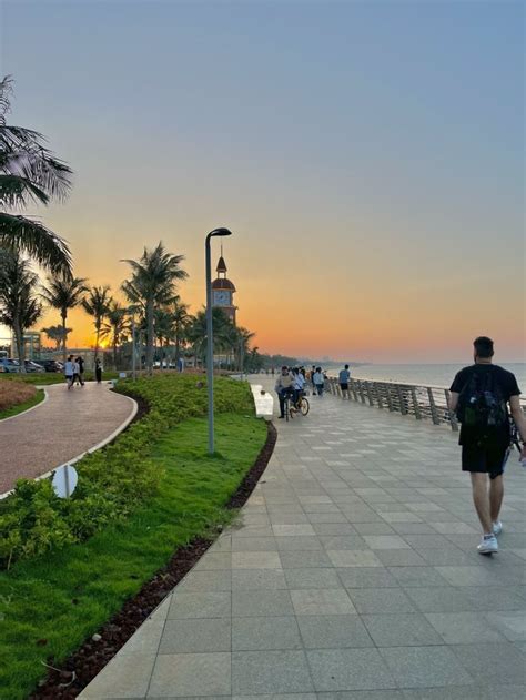 Fantastic Beach Side For Sunsets Haikou Travelogues