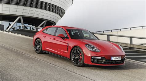 The sum of its parts. Porsche Panamera GTS Sport Turismo 2020 4K 5K HD Cars ...