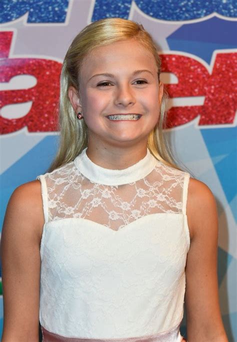 5 Facts About Darci Lynne Farmer Ventriloquist Who Won AGT