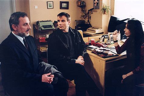 Z oblastních divadel přešla v roce 1995 do angažmá v činoherním klubu, od roku 2010 je na volné noze. Nela Boudová fotka 2051673 | SHOWBIZ.CZ