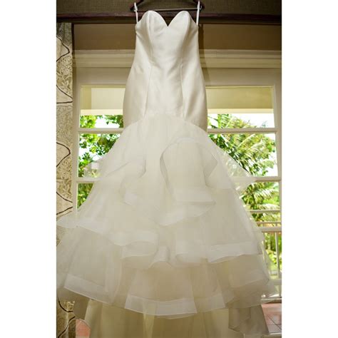 Allure Bridals 9416 Size 12 Used Wedding Dress Nearly Newlywed