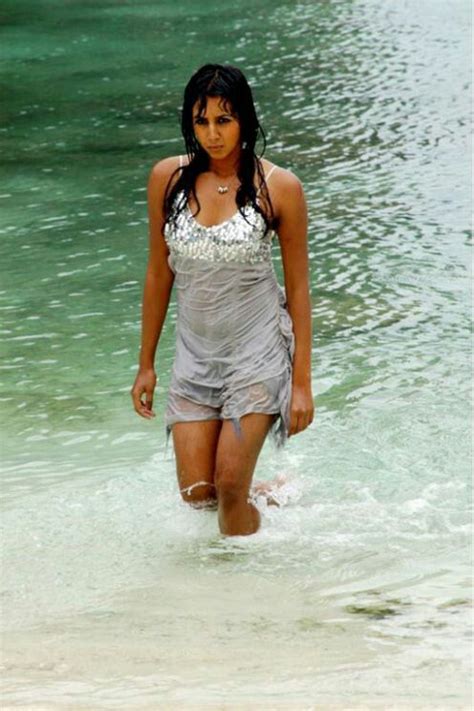Pin By Glamour Gurls On Wet Hottest B Playing With Water Indian Actress Pics Actress Pics