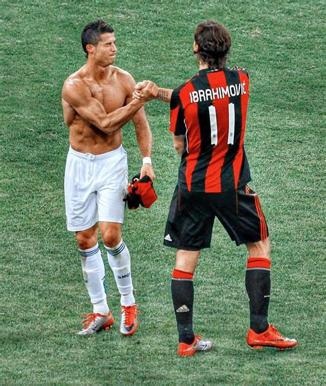 Cristiano Ronaldo And Zlatan Ibrahimovic Uk Football Football Photos