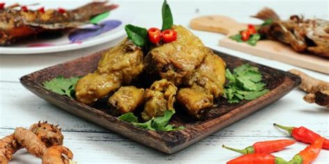 Maybe you would like to learn more about one of these? Ayam Ungkep Bumbu Kuning Khas Jawa Timur | merdeka.com