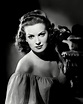 MAUREEN O'HARA LEGENDARY FILM ACTRESS - 8X10 RARE PUBLICITY PHOTO (ZY-024)