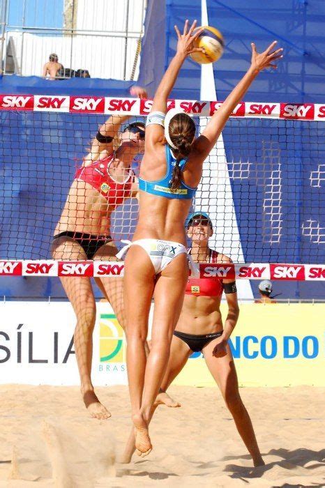 Pin By Stacey Lynn On Places Id Like To Go Female Athletes Beach Volleyball Hot Players