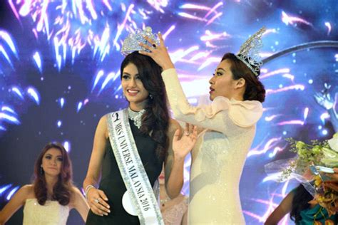 Malaysia, this is your miss universe malaysia 2020. Subang Jaya Lass Crowned Miss Universe Malaysia 2016 ...