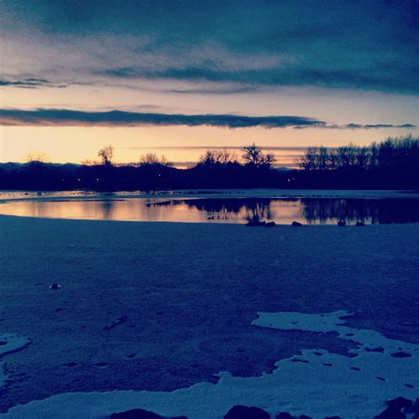 Sun Setting On The Frozen Lake Winter Schnee