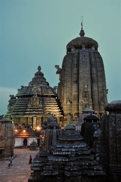 Indian Temples — Travelingcolors Lingaraj Mandir Bhubaneswar