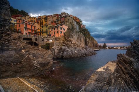 We determined that these pictures can also depict a cinque terre, cityscape, colorful, colors, house, italy, manarola, mountain, village. Manarola, Italy HD Wallpaper | Hintergrund | 2000x1333 | ID:895888 - Wallpaper Abyss
