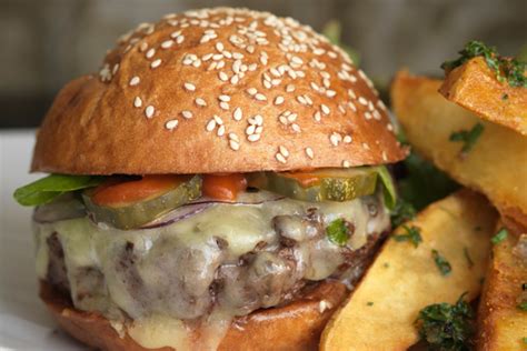 The 10 Best Burgers In America Huffpost