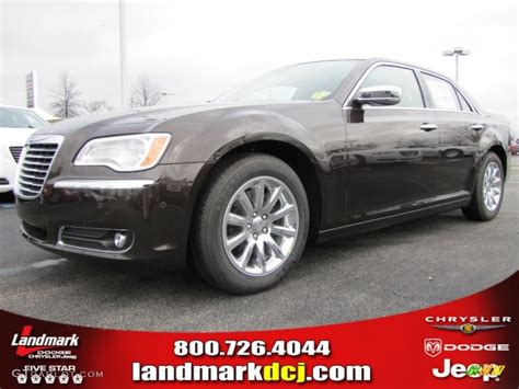 2012 Luxury Brown Pearl Chrysler 300 C 60181507 Car