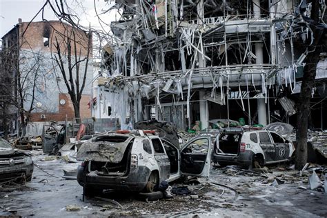 Photos Russian Bombing Leaves Ukraines Kharkiv In Ruins Russia