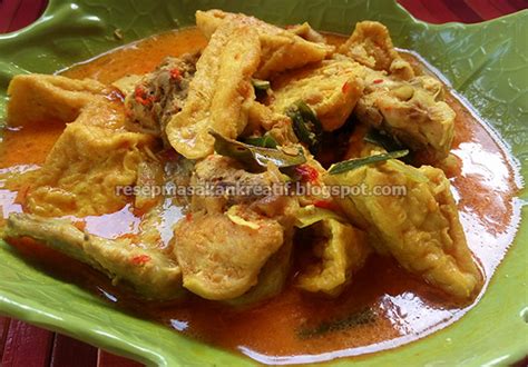 Semur kentang tahu, lauk pendamping nasi putih, nasi uduk, maupun nasi kuning. Resep Sayur Tahu Santan Kuah Kuning Gurih - Aneka Resep ...