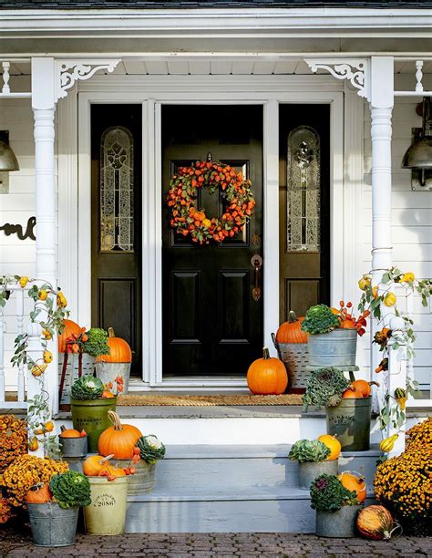 20 Spooky Farmhouse Inspired Halloween Decor Ideas To Try