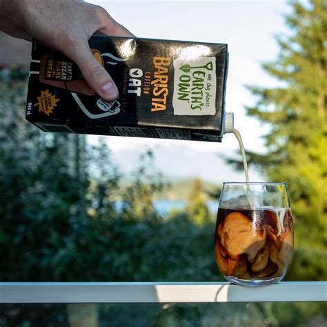 Where to find Oat Milk in Vancouver: Shops, Cafes and Roasters.