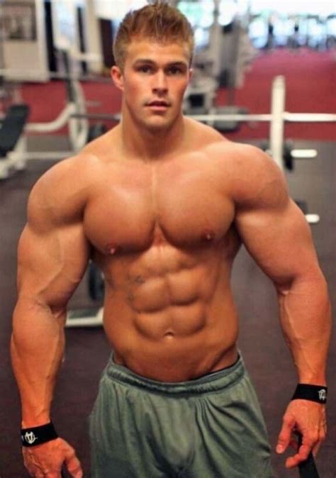 Pin By Mt On Musceln Muscle Men Best Chest Workout Chest Workouts