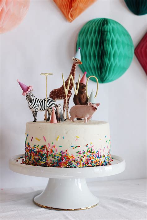 Discover savings on animal decorations & more. Pin by Anna Halliday on Kindergeburtstag | Cake, 2 year ...