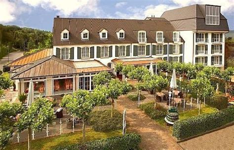 Das hotel bietet ein großes spa und wellnesstempel.viele saunen. Hotel LifeStyle Resort Zum Kurfürsten in Bernkastel-Kues ...