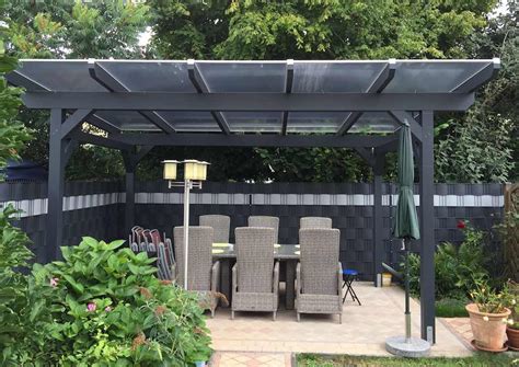 Die terrasse ist für viele menschen im sommer der schönste ort, um sich zu entspannen und um sich eine auszeit vom. Terrassenüberdachung,Terrassenüberdachungen,Terrassen ...