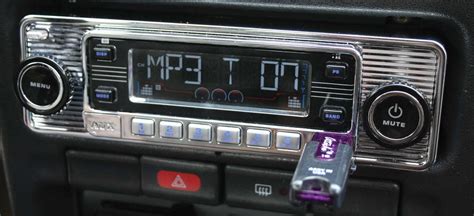 The best apple carplay/android auto touchscreen car stereo: Vintage Car Radio .com | LUST-After | Pinterest | Car ...