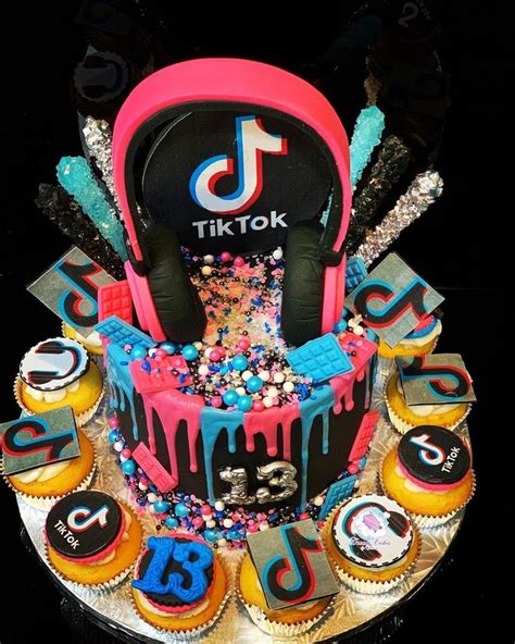 1512 x 2016 jpeg 590 кб. Pastel Tik Tok | Cute birthday cakes, Unicorn birthday ...