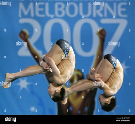 Chinese Synchro Divers Liang Huo And Yue Lin Dive At The 10m Platform