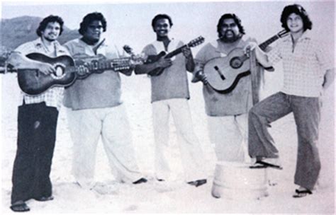 Israel kamakawiwo'ole was born in 1959 on the island of o'ahu at kuakini hospital to henry kaleialoha naniwa and evangeline leinani kamakawiwo'ole. starbulletin.com | Features | /2006/06/16/