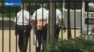 Naked Man Tries To Scale White House Fence And Is Arrested By Secret