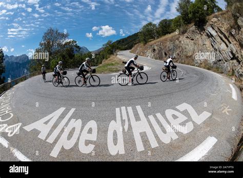 Cycling Up Alpedhuez Hi Res Stock Photography And Images Alamy