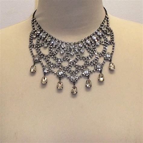 Dainty Rhinestone Necklace Shop Wildside