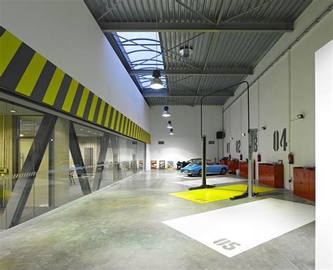 Gallery Of Office Garage Ultra Architects 7