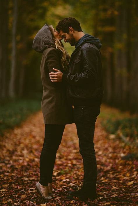 Romantic Fall In Love Couples Couples In Love Love Couple Romantic