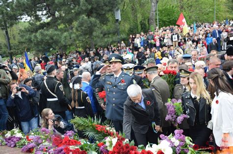 Одесса отмечает День Победы тысячи горожан пришли сегодня на Аллею