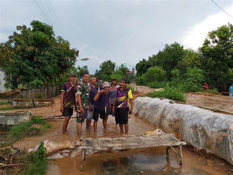 Tanggul Jebol Pemukiman Warga Terdampak Banjir Objek Wisata Dan