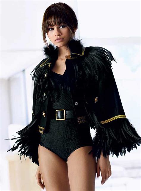 zendaya scores first vogue cover and models looks from the 20s to today e news