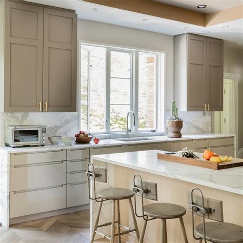 Trends2019 Two Tone Kitchen Cabinets Will Remain A Popular Trend This