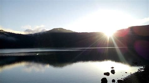 Incrivel, bola de fogo risca o céu australiano e cai no mar! Fogo & Mar: Amanhecer no Vulcão - BGREAT Azores Tours em ...