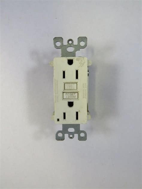 Leviton 8898 I Ivory Gfci Receptacle 20a 125v 60hz Wow Industrial