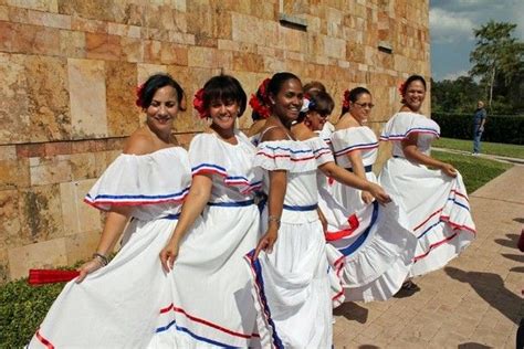 Dominican Republic Amaranthis Paradisus Dominican Republic Clothing Traditional Outfits