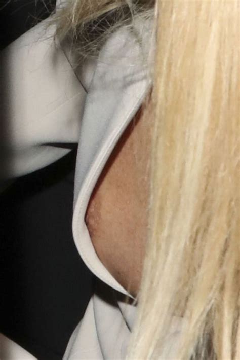 Amanda Holden Nip Slip 3 Photos TheFappening