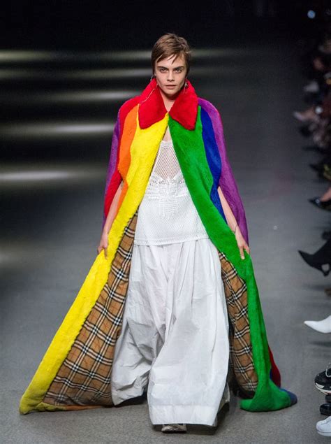 Iconic Lgbtq Moments From Some Of Fashions Biggest Runways Huffpost