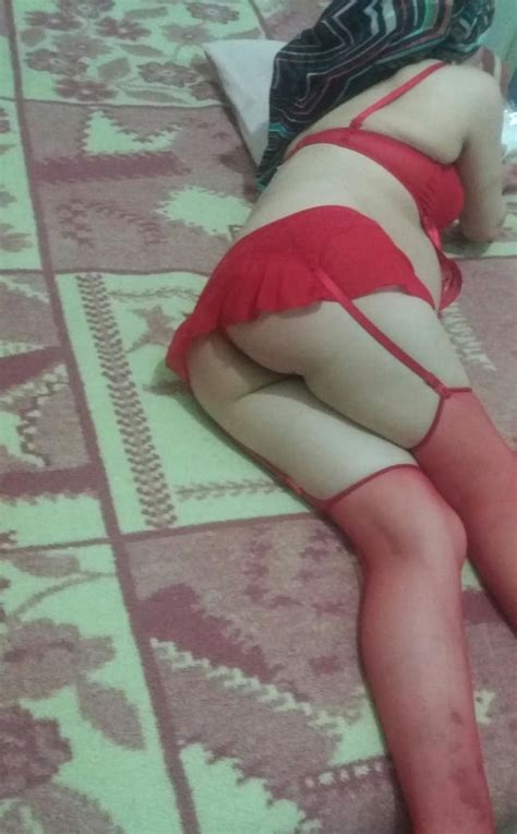 Turkish Milfs Mom Turbaned Mama Milf Red Stockings Photos Xxx Porn