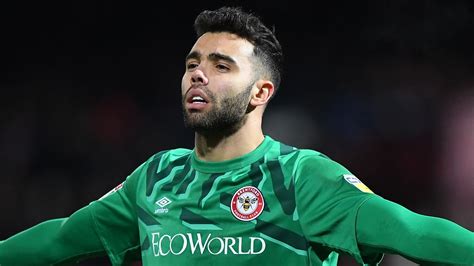 Limit my search to r/raya. Brentford's David Raya expects more Championship contract ...